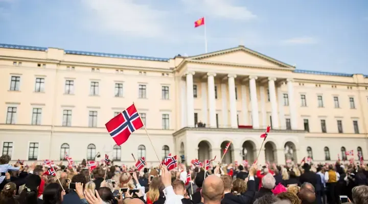Vol pas cher pour Oslo, découvrez le Palais royal Vol pas cher pour Oslo, découvrez le Palais royal