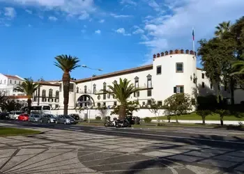 Vol pas cher pour Funchal, explorez la capitale de Madère