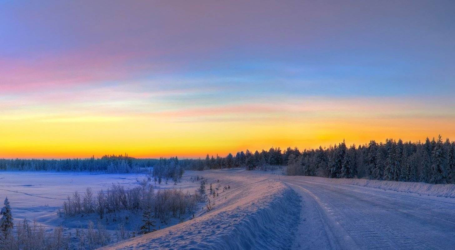 Photo d'un coucher de soleil dans la campagne proche de Luléa en Suède