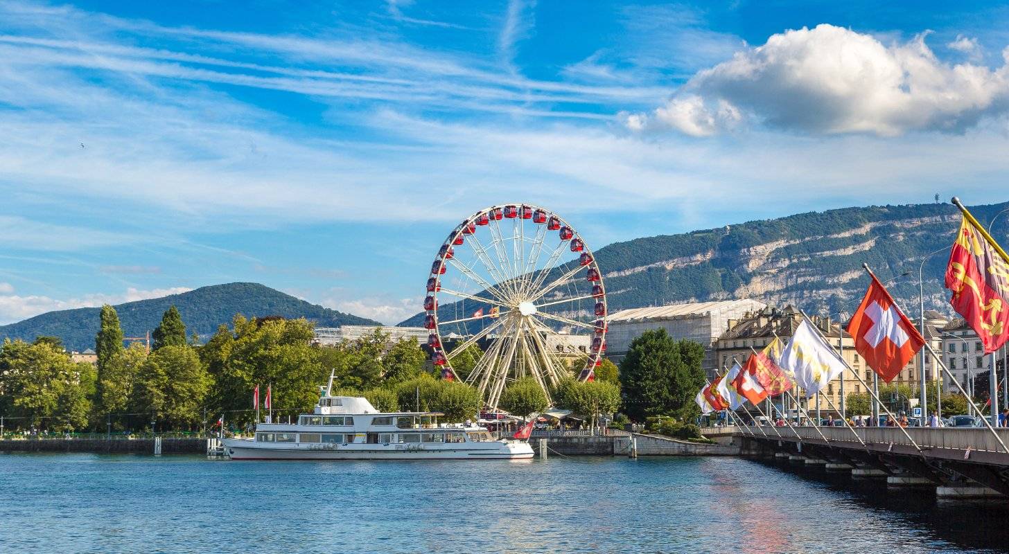 Billet d’avion pas cher pour Genève, balade en ferry sur le Lac Léman