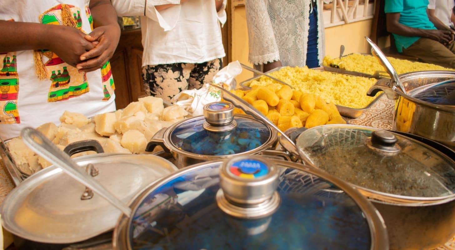 Voyage à Brazzaville, dégustation de spécialités culinaires congolaises