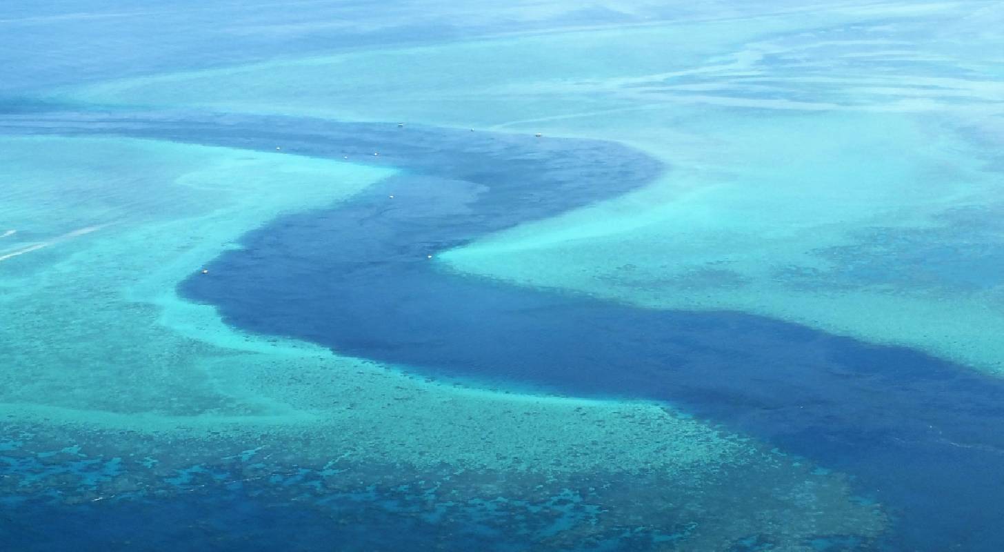 Billet d’avion pour Mayotte, plongée au spot de la passe en S