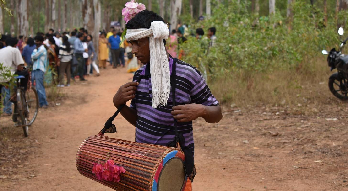 Voyage au Rwanda, rencontre avec un musicien local