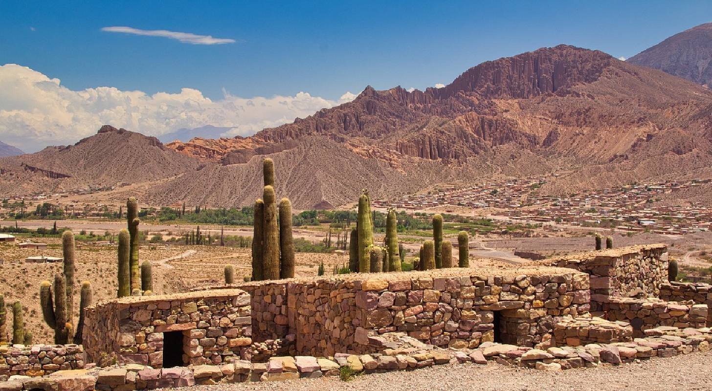  Trouvez un billet d'avion direct pour l'Argentine et découvrez la ville d'Humahuaca