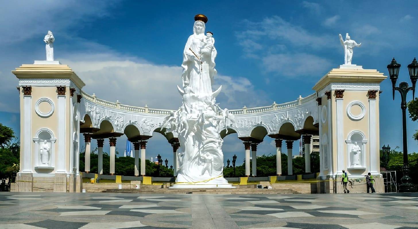 Vol pas cher pour le Venezuela, découvrez le Monument à la Vierge à Maracaibo