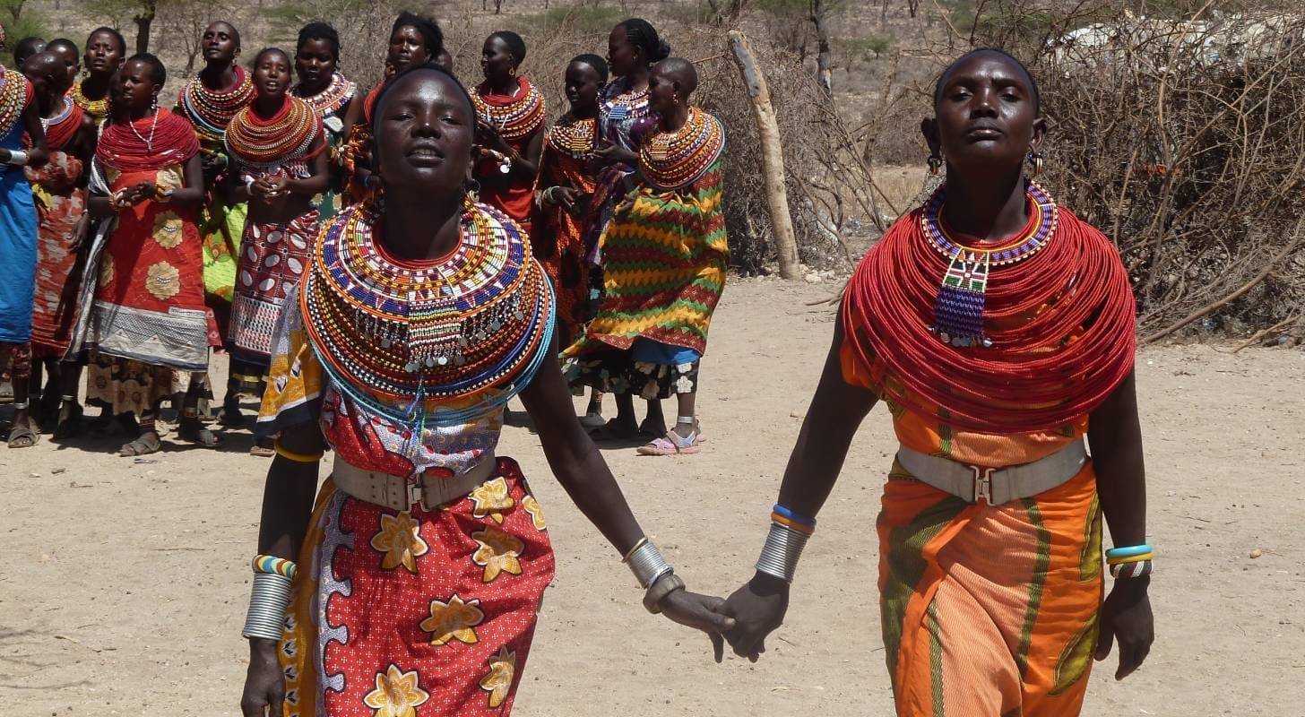 Vol pas cher pour le Kenya, cérémonie Masaï traditionnelle 