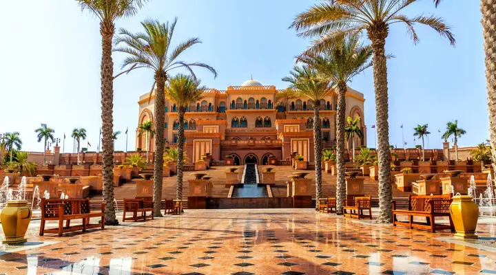 Le Palais des Emirats à Abu Dhabi Billet d’avion pour Abu Dhabi, visite du somptueux Palais des Émirats