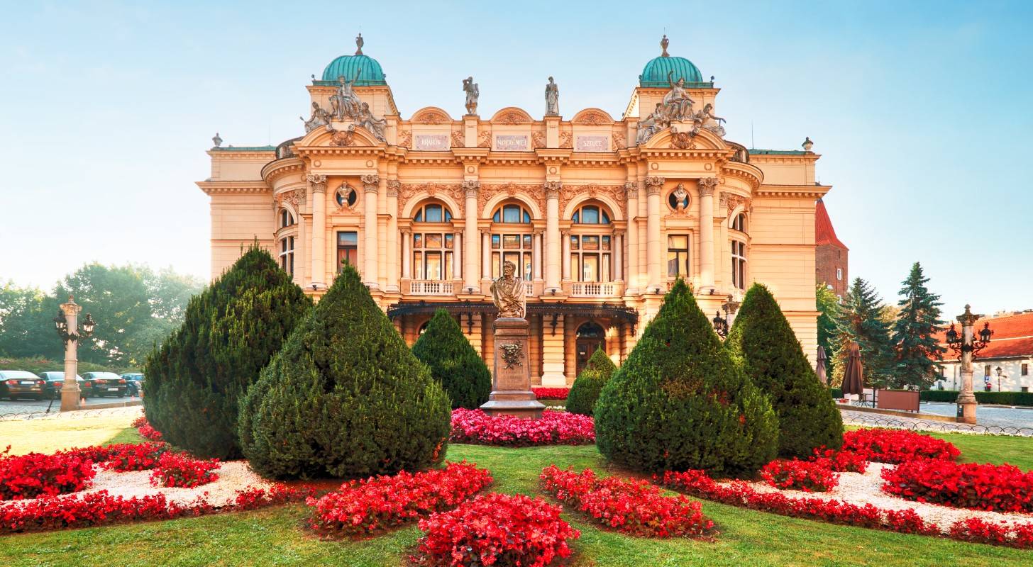 Vol pas cher pour la Pologne, visitez le Théâtre Slowackiego à Cracovie