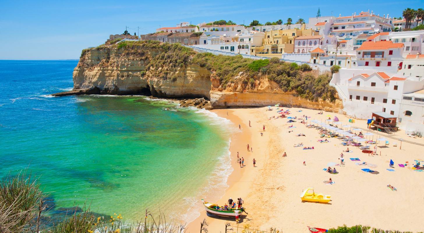 Billet d’avion pour le Portugal, profitez des plages de l’Algarve
