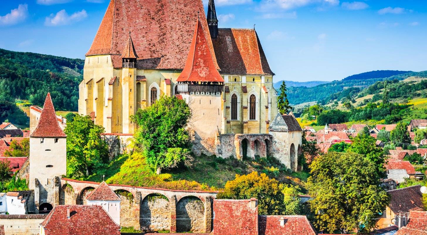 Vol pas cher pour la Roumanie, explorez l’église fortifiée de Biertan
