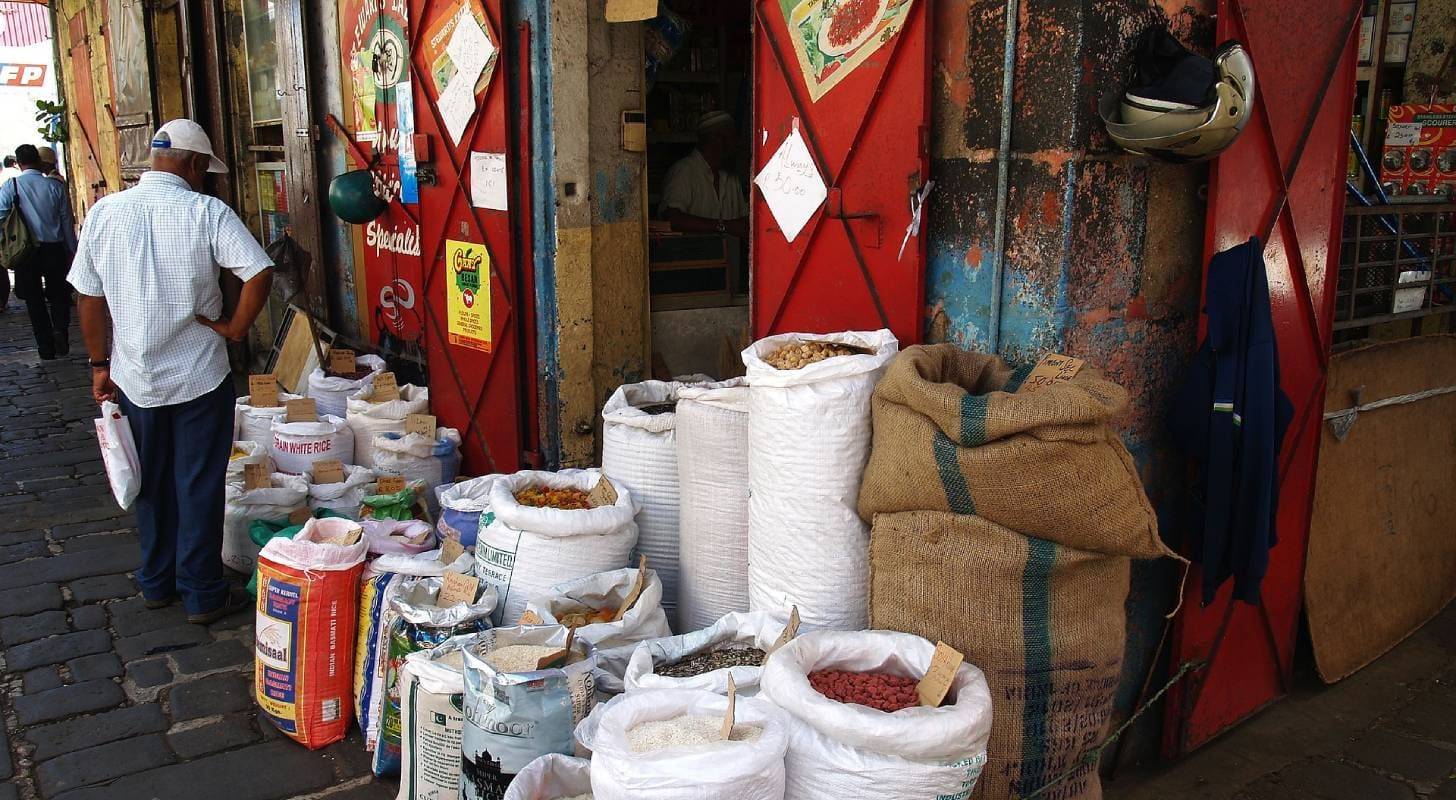 Vol pas cher pour l'île Rodrigues, marché aux épices local