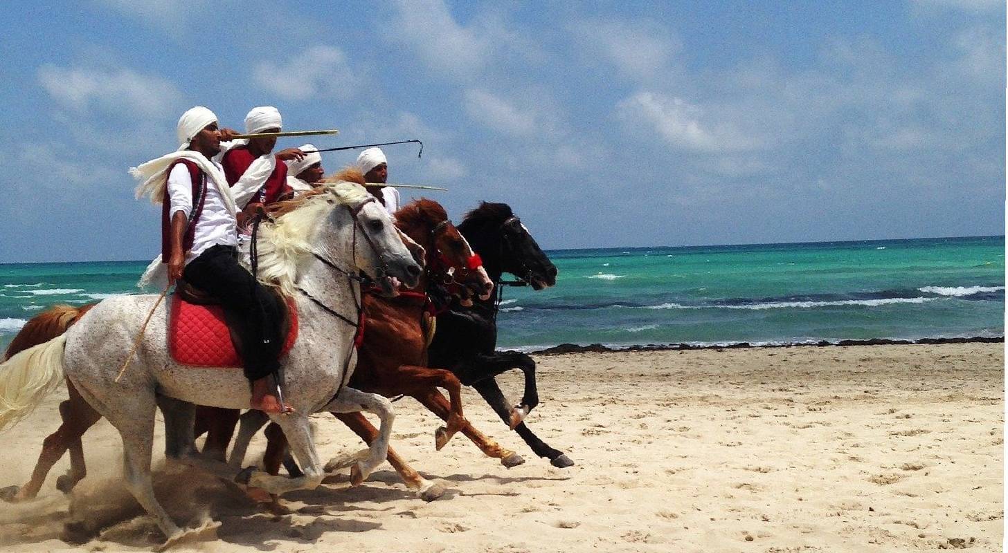 Billets d'avion pas chers pour Djerba, profitez des plages de sable plage