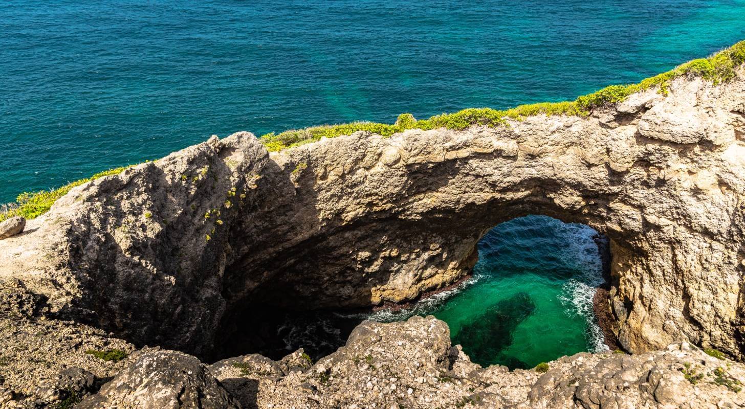 Partez en vacances à Marie Galante et admirez la Gueule Grand Gouffre