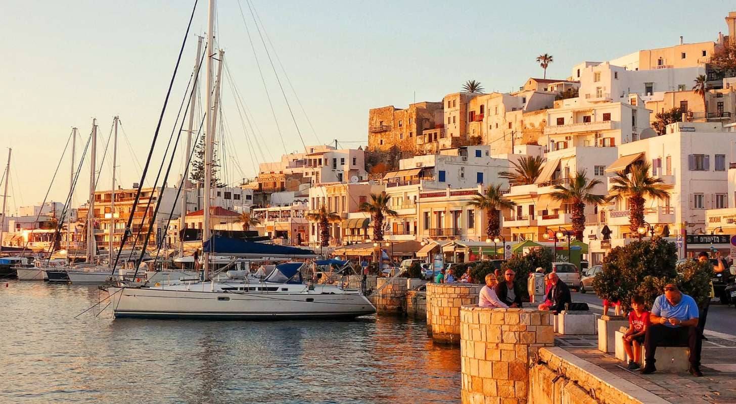 Vol pas cher pour les Cyclades, explorez l'île de Naxos