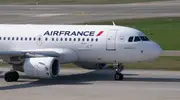 Air France mise sur WhatsApp pour mieux informer ses passagers Air France mise sur WhatsApp pour mieux informer ses passagers