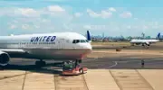 united airlines sur tarmac united airlines sur tarmac