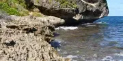 plage de falaises guadeloupe