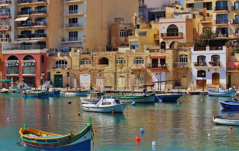 Malte lève ses restrictions pour les voyageurs